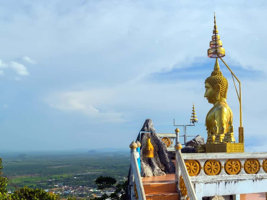 Krabi: Tiger Cave, Hot Springs & Emerald Pool Private Tour - Timing, crowds, and the six-hour limit
