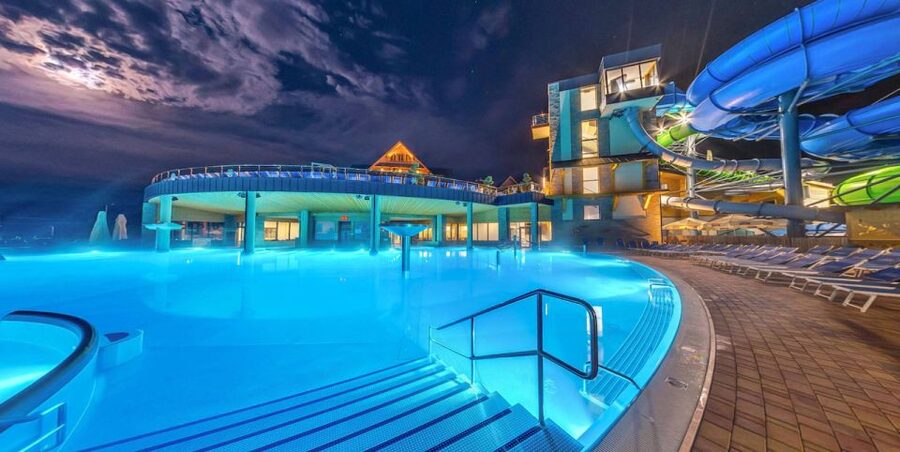 Krakow: Chocholowskie Baths with Ticket and Transportation - Tatra views and the Zakopane connection