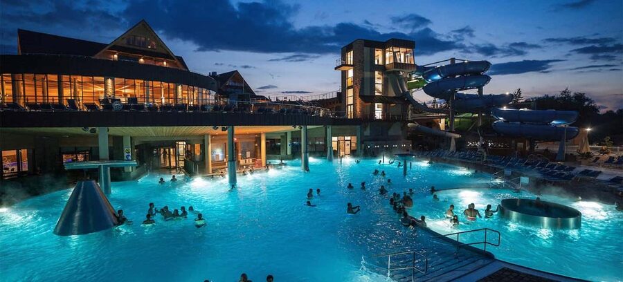 Krakow: Chocholowskie Thermal Baths Evening Ticket - Key points to know before booking