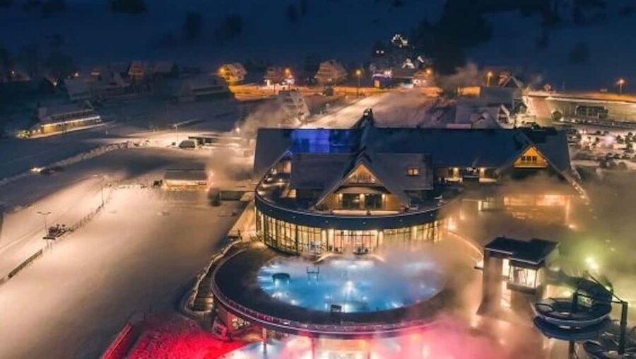 Krakow: Chocholowskie Thermal Baths Evening Ticket - The 95-minute ride into Lesser Poland