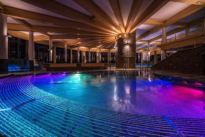 Krakow: Evening Relaxation at Chocholowskie Thermal Baths - The 105-minute journey south