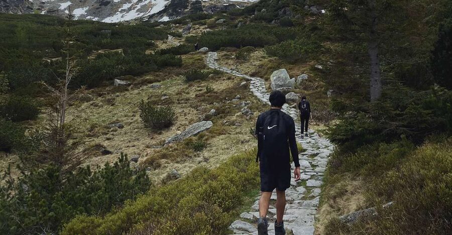 Krakow: Hiking Adventure in Tatra Mountains & Thermal Baths - Leaving Krakow for the Tatra Mountains