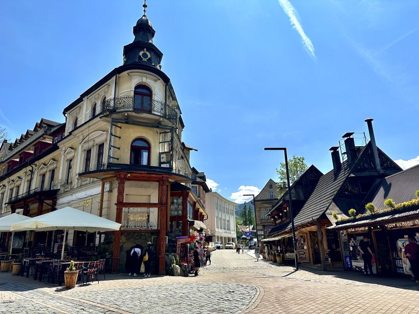 Krakow:Salt Mine & Relaxation at Chochołowskie Thermal Baths - Entering Wieliczka’s underground salt world