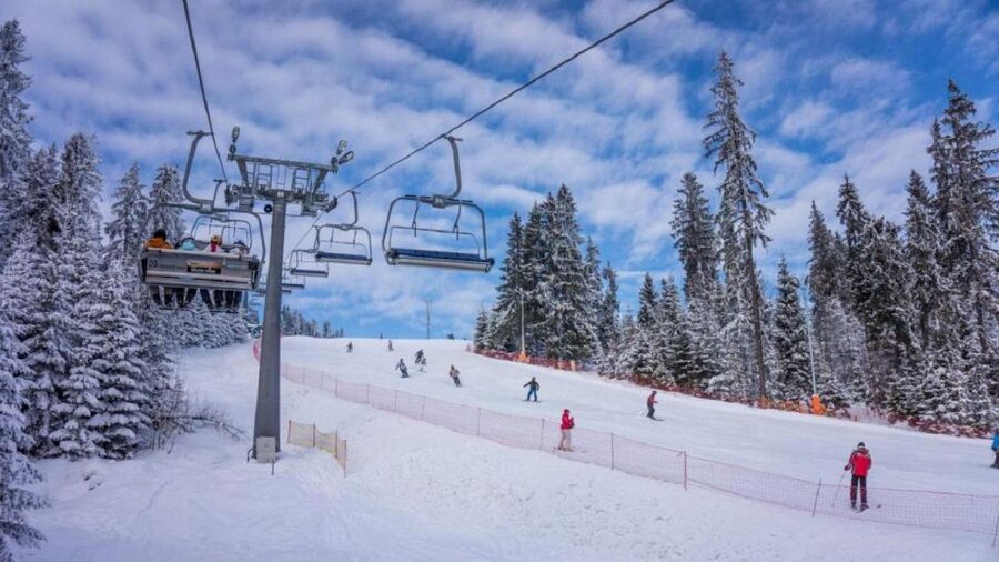 Krakow: Skii in Tatras Kotelnica with Optional Thermal Baths - Choosing between skiing and snowboarding