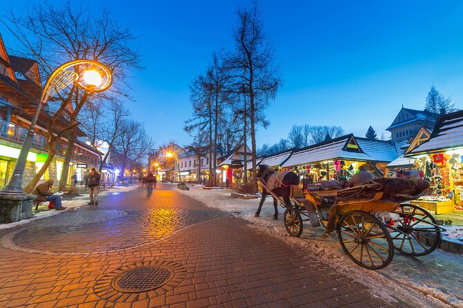 Krakow to Zakopane: Funicular, Tasting and Thermal Baths Day Trip - Oscypek and vodka at a highlander shepherd’s hut