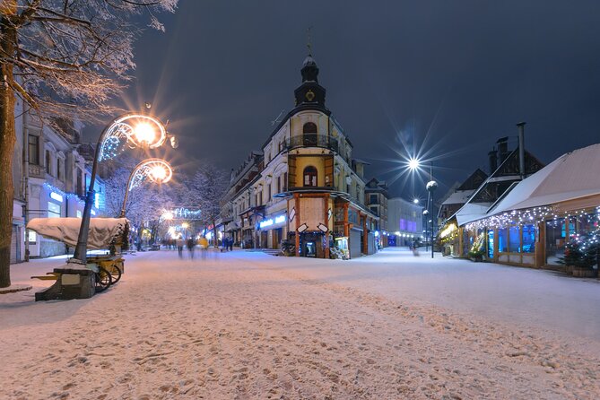 Krakow to Zakopane: Funicular, Tasting and Thermal Baths Day Trip - Riding the Gubałówka funicular above Zakopane