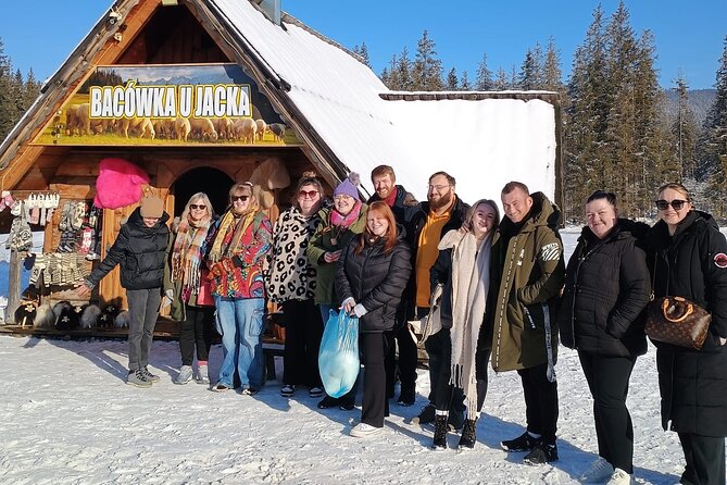 Krakow to Zakopane: Funicular, Tasting and Thermal Baths Day Trip - Chochołów and the wooden houses of Podhale