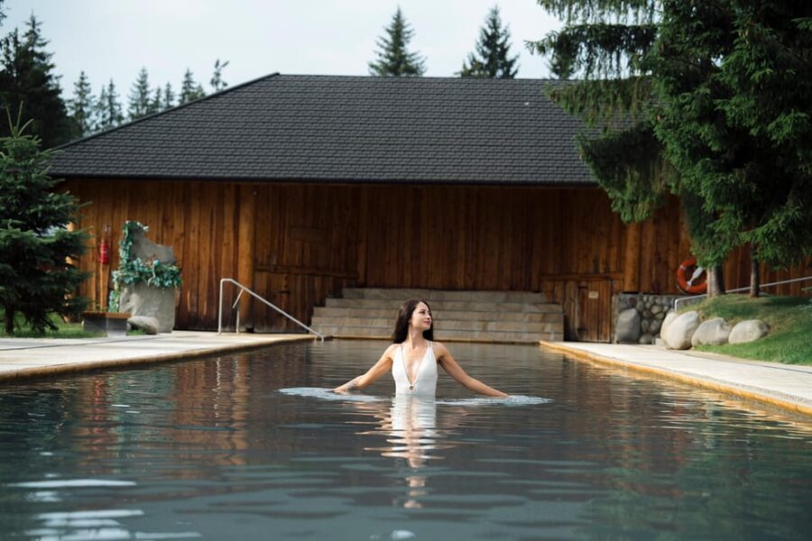 Krakow: Zakopane Cable Car, Vodka, Cheese & Hot Springs Tour - Is $26 good value?