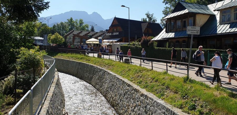 Krakow: Zakopane, Gubałówka & Thermal Baths – Full-Day Tour - Transport, timing, and comfort