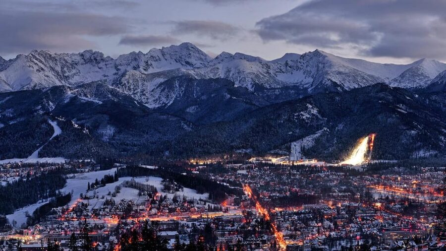 Krakow: Zakopane-Thermal Bath(Evening Time)with Hotel Pickup - Two hours in Zakopane and Krupówki Street