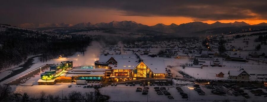 Krakow: Zakopane-Thermal Bath(Evening Time)with Hotel Pickup - The road from Krakow to the Tatra foothills