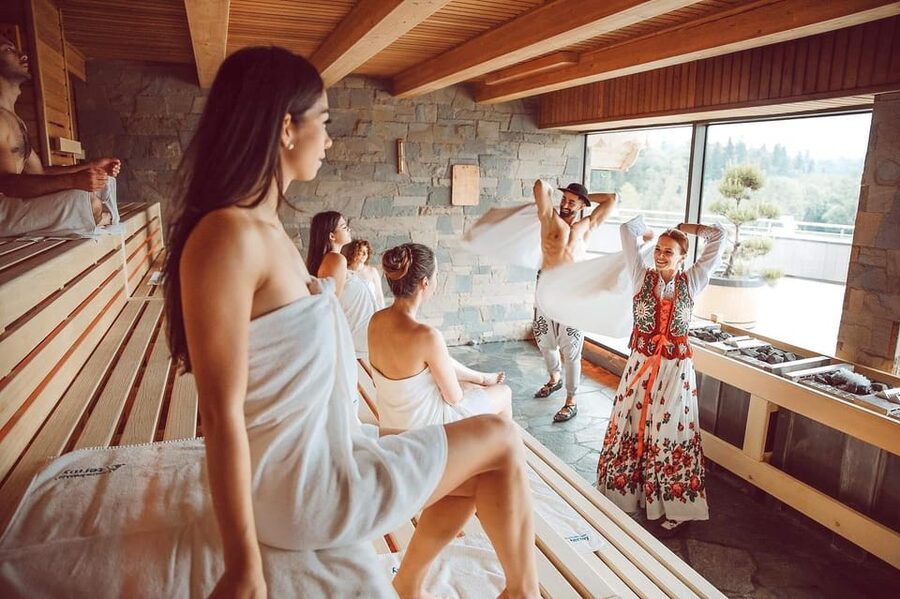 Krakow: Zakopane, Thermal Springs, Cable Car, Local Tasting - Who should book this Zakopane day trip?