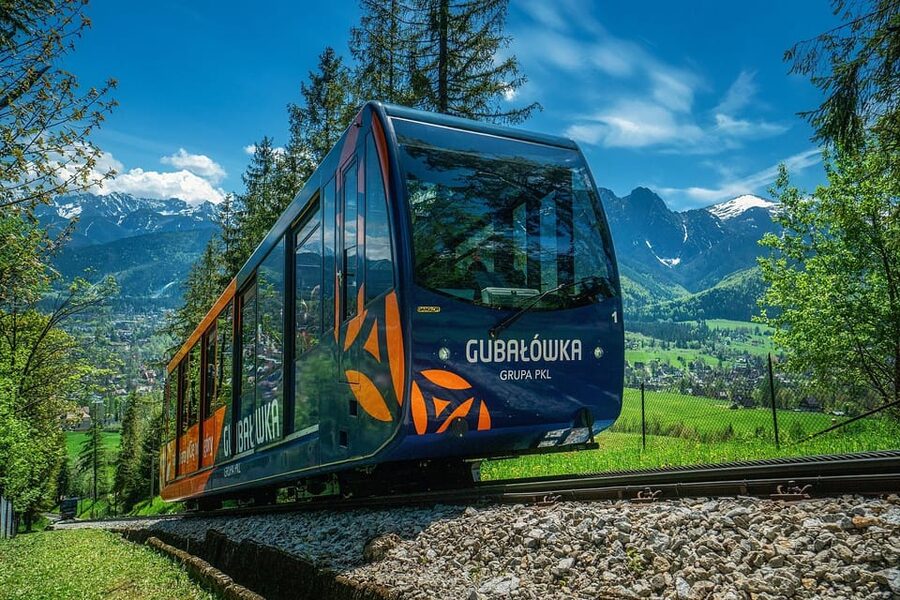 Krakow: Zakopane, Thermal Springs, Cable Car, Local Tasting - Oscypek at a shepherd’s hut