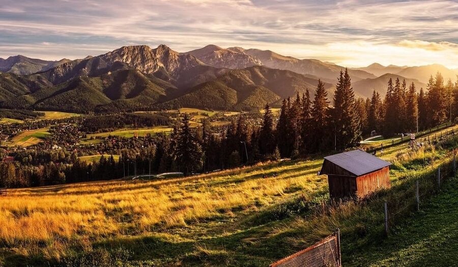 Krakow: Zakopane, Thermal Springs, Cable Car, Local Tasting - Zakopane and two hours around Krupówki Street
