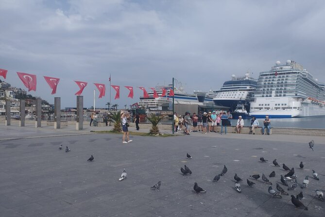Kusadasi Half Day Walking Tour and Turkish Bath Experience - Güvercinada Castle and the Marine Trade Museum