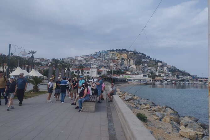 Kusadasi Half Day Walking Tour and Turkish Bath Experience - Traditional lunch in Kuşadası