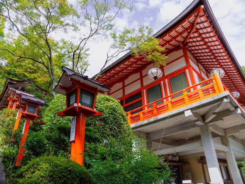 Kyoto: Hike and Hot Springs in Kurama - Climbing through the cedar forest