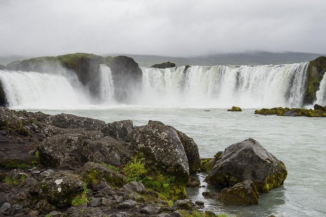 Lake Mývatn and Goðafoss Shore Excursion - Goðafoss Gives You a Strong Start