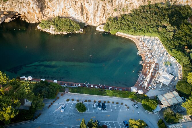 Lake Vouliagmeni Thermal Spa And Temple Of Poseidon Tour - How the private format changes the day