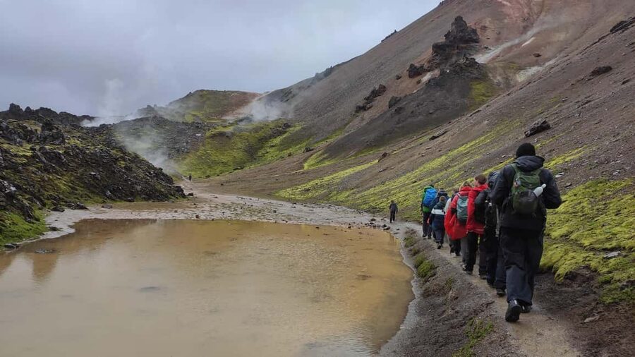 Landmannalaugar Hike and Hot Springs from Reykjavik & Hella - The five-hour Landmannalaugar hiking window