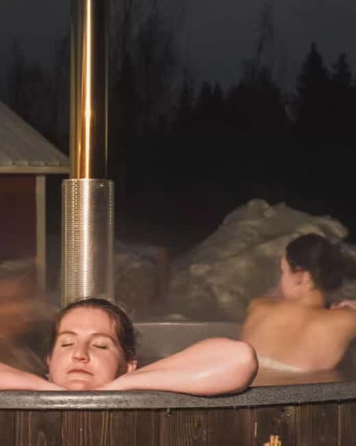 Luleå: Spa in Nature with Hot Tub & Sauna Experience - The Cold Option: Ice Tub or Snow