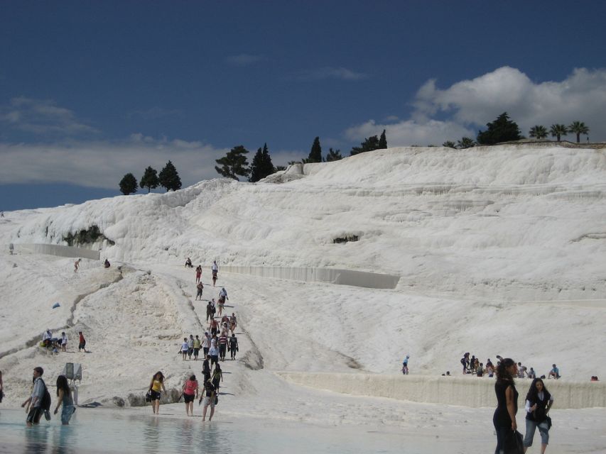 Marmaris: Pamukkale, Hot Spring, Travertines Tour with Lunch - Walking onto the white Pamukkale terraces