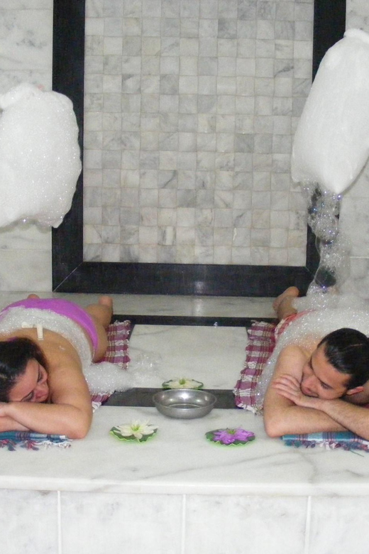 Marmaris Turkish Bath -Spa- Sauna, Scrub Foam & Oil Massage - Languages, staff, and extra sales