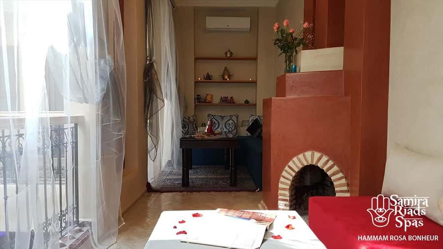 Marrakech: Royal Rosa Hammam including massage & foot care - Shower, Tea, and the Small Farewell Gift