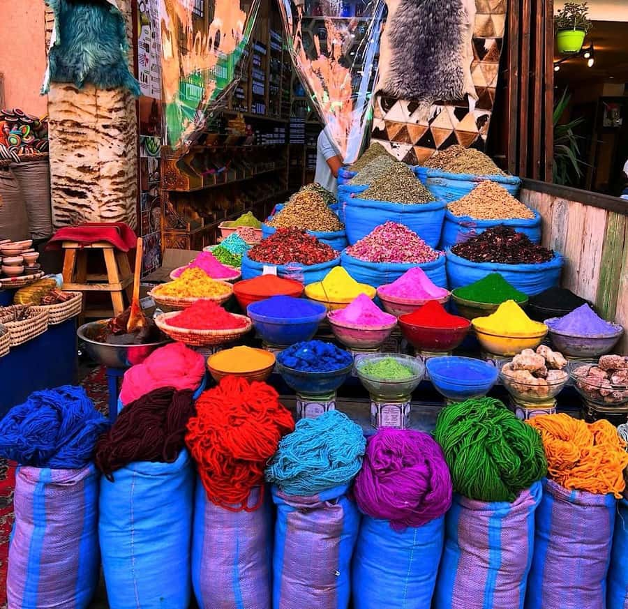 Marrakech: Souk Tour & Berber Hammam with Massage - Should you book the souk and hammam experience?