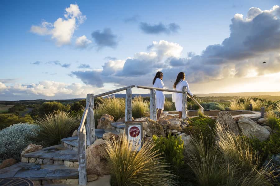 Melbourne: Peninsula Hot Springs Early Bathing & Scenic Tour - Three hours among 50 hot spring experiences