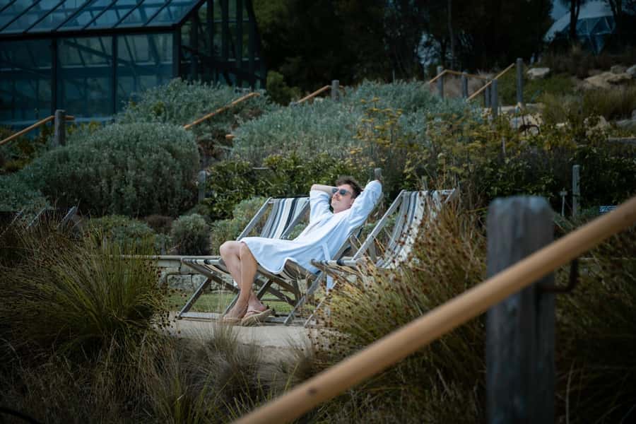 Melbourne: Peninsula Hot Springs with Lunch and Wine - Who should book this day trip?