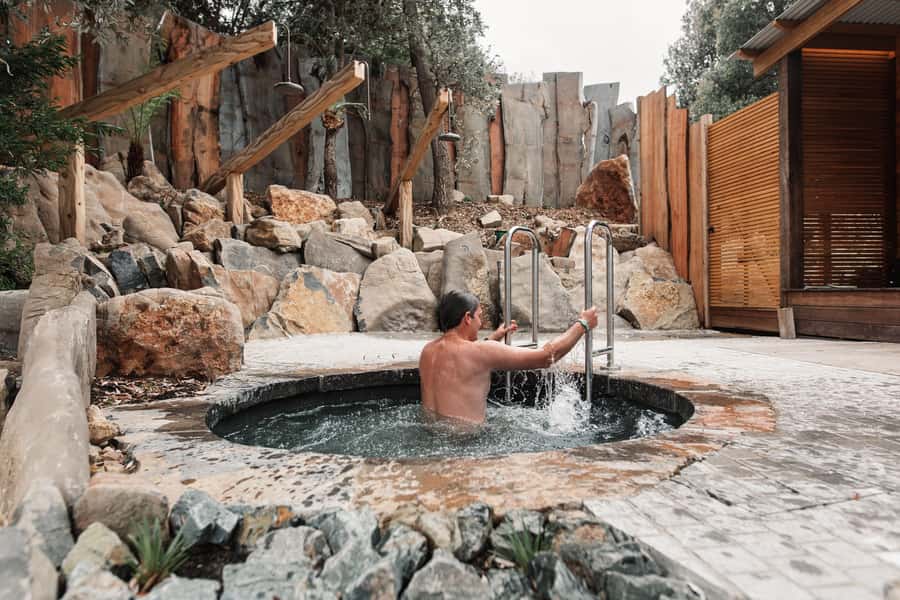Metung: Hot Springs Revive Bathing - Saunas, geothermal showers, and the cold plunge