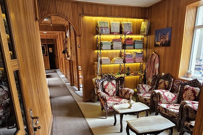 Mixed Turkish Bath in Istanbul - Comfort, modesty, and physical effort