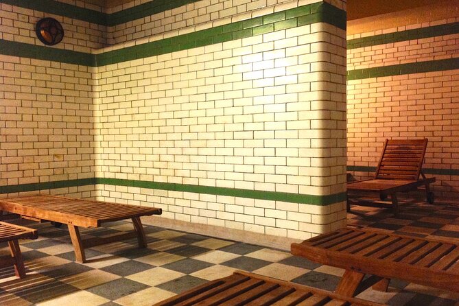 Moroccan Hammam and Spa - The short drive along Avenue Hassan II