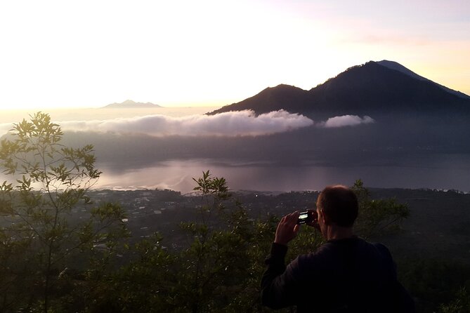 Mount Batur Sunrise & Natural Hot Springs - Crowds, guiding, and the 4.8 rating