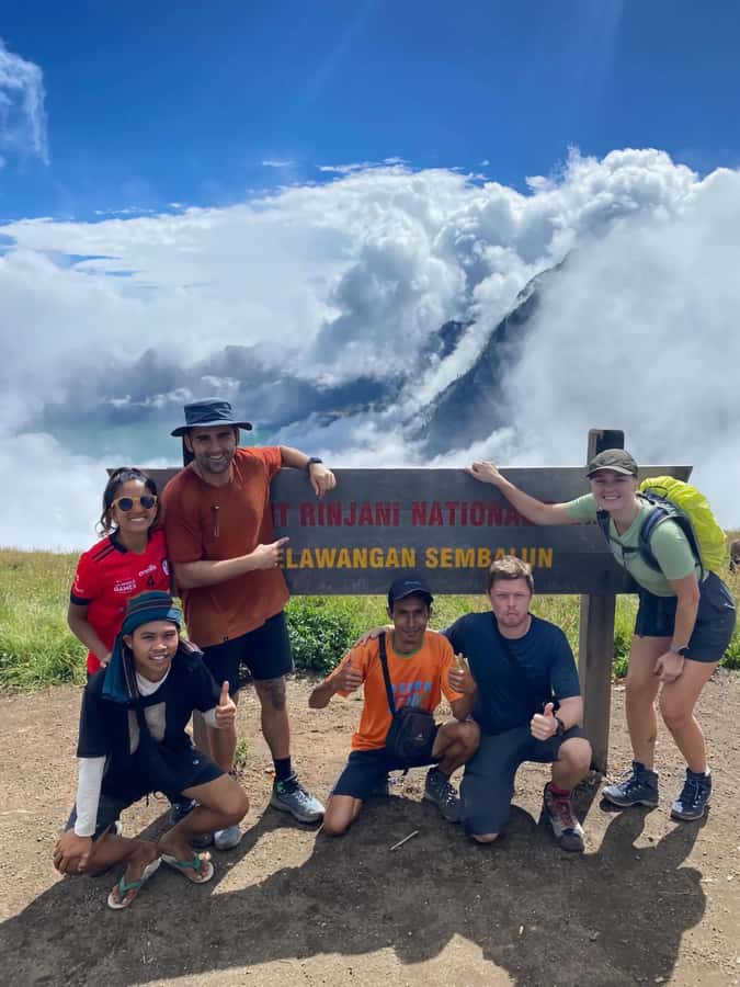 mount rinjani 3D/2N summit,lake.hot spring and crater rim - Day two: summit sunrise, Segara Anak, and the hot springs