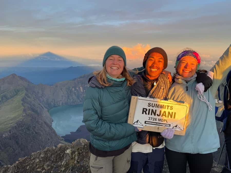 Mount Rinjani: 3D/2N Trekking to Summit, Lake and Hot Spring - What the $150 Price Really Covers