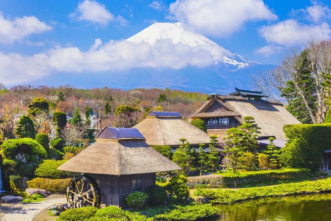 Mt. Fuji 5th Station, Oshino Hakkai and Hot Spring Day Trip - Three hours at Gotemba Premium Outlets