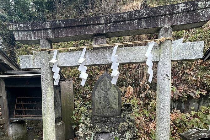 Mt FUJI - Panoramic Tour w/ Hoto Lunch, JP Sake & Onsen tatto OK! - Misaka Pass and the promised Hoto lunch