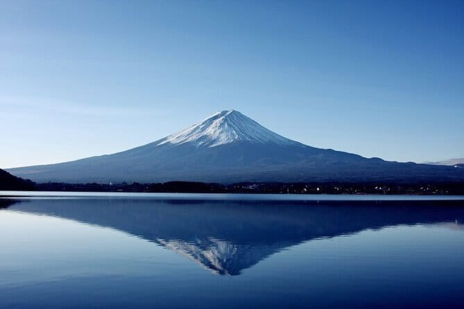 Mt Fuji Small Group 1 Day Tour Kawaguchi and Yamanaka with Pickup - Hikawa Clock Shop and the Heavenly Town Streets