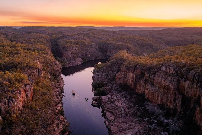 Nitmiluk National Park & Katherine Hot Springs - Full Day Tour - Lunch and free time at Nitmiluk