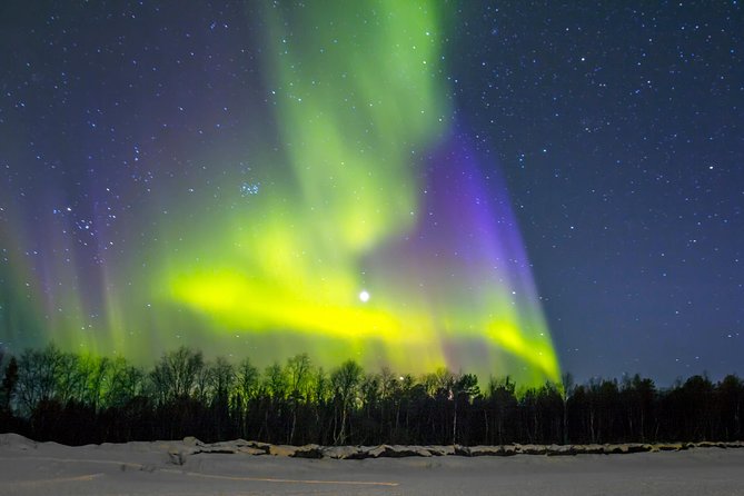Northern Lights & Chena Hot Springs Tour - Soaking in 106-degree mineral water