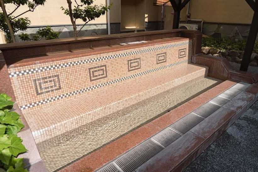 Osaka: Tennen Onsen Naniwa-no-Yu, the famous hot spring spa - Is $5 good value for Osaka?