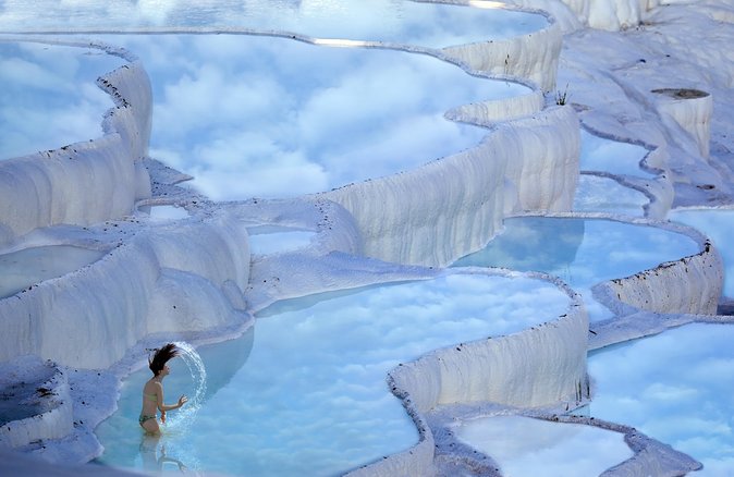 Pamukkale, Hot Springs, Travertines Tour Incl. Lunch f/Bodrum - Walking the white terraces at Pamukkale