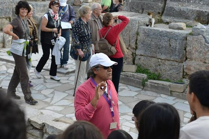 Panoramic Ephesus & Turkish Bath Tour + Lunch - Can Carpet shows the slow work behind Turkish rugs