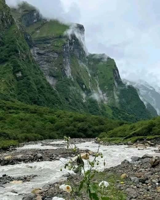 Pkr/Kathmandu: 5-Day Annapurna Base Camp & Hot spring Trek - How difficult is the five-day schedule?
