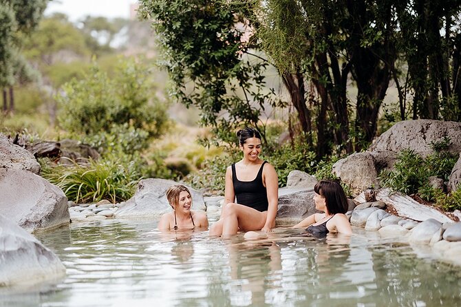 Polynesian Spa Rotorua: Deluxe Lake Spa Hot Spring Bathing - Getting changed without packing half the bathroom