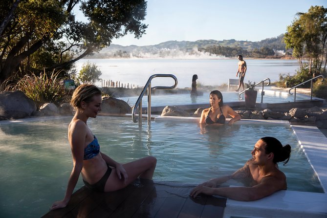 Polynesian Spa Rotorua: Pavilion (12+ yrs) Hot Pool Bathing - What the facilities are like