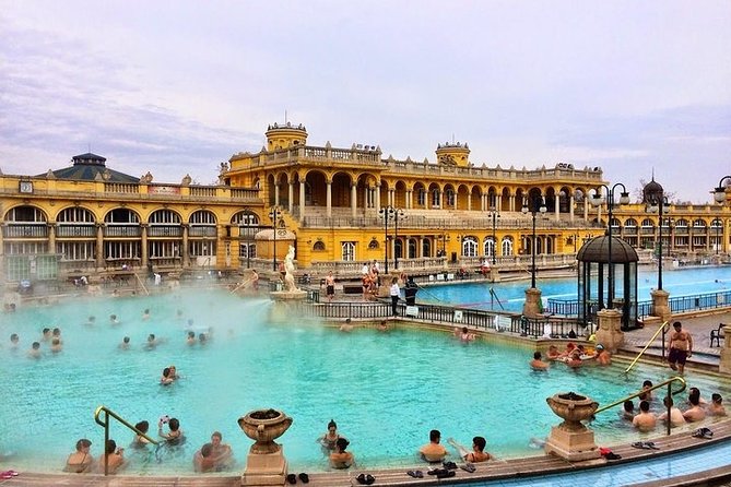 Private 4 Hours Budapest city tour and 3 hours Széchenyi thermal spa relax - One day, two faces of Budapest