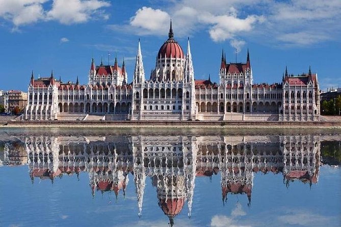 Private 4 Hours Budapest city tour and 3 hours Széchenyi thermal spa relax - Three hours at Széchenyi Thermal Baths